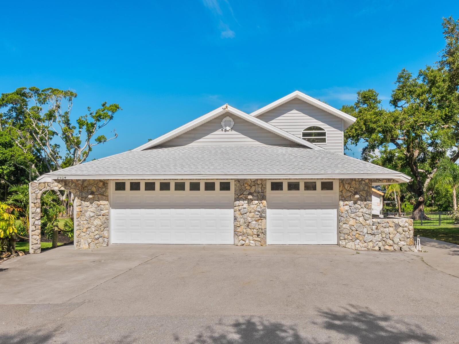 Details for 2504 Wilkinson Road, SARASOTA, FL 34231