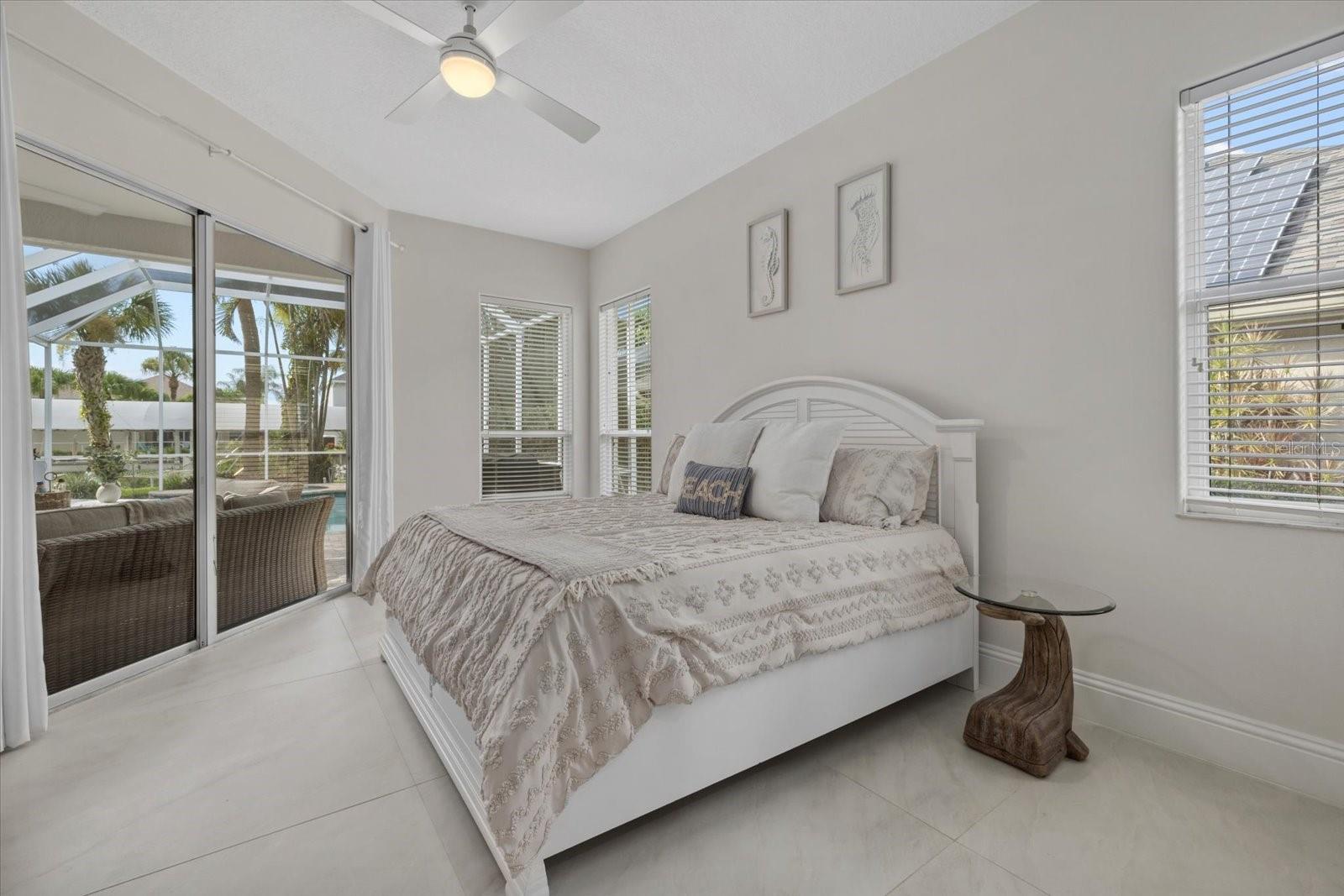 Image 22 of 47 For 4611 Shark Drive