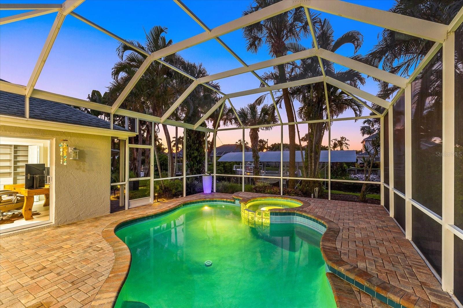 Image 5 of 47 For 4611 Shark Drive