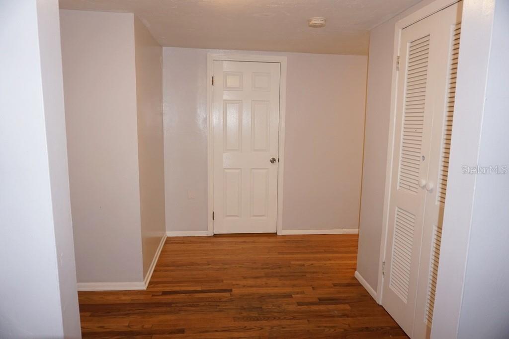 Image 12 of 30 For 1157 41st Street