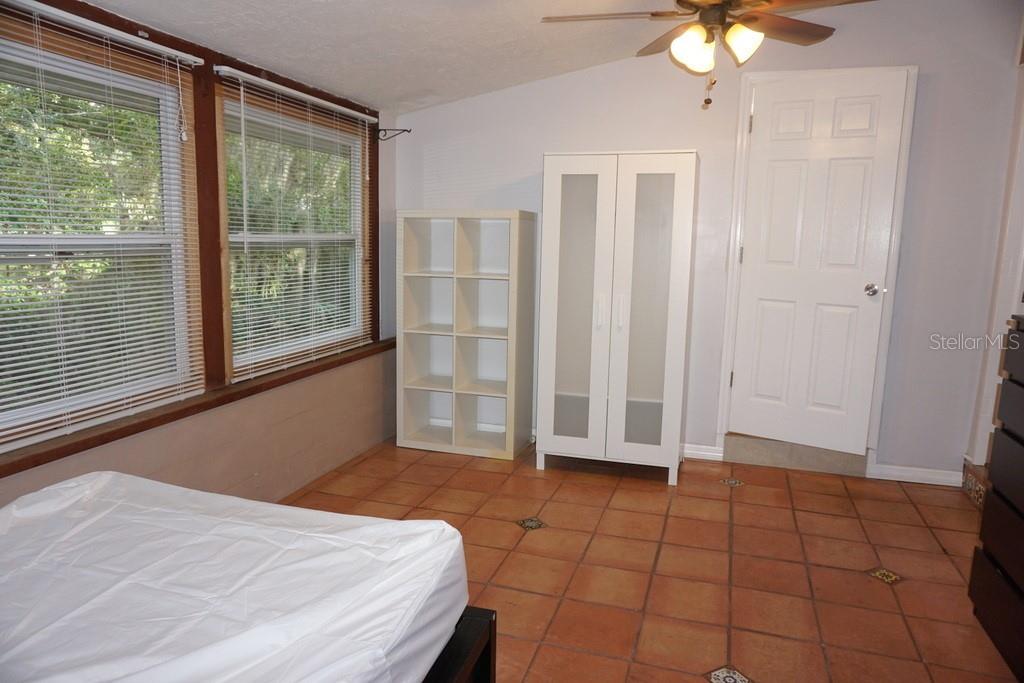 Image 16 of 30 For 1157 41st Street