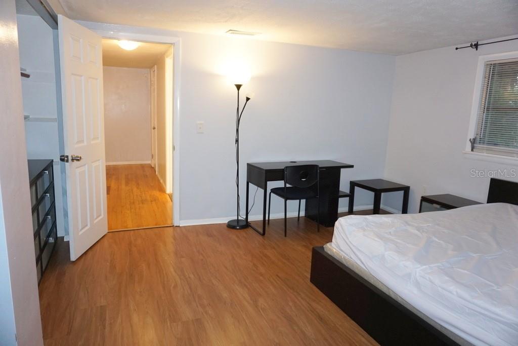 Image 22 of 30 For 1157 41st Street