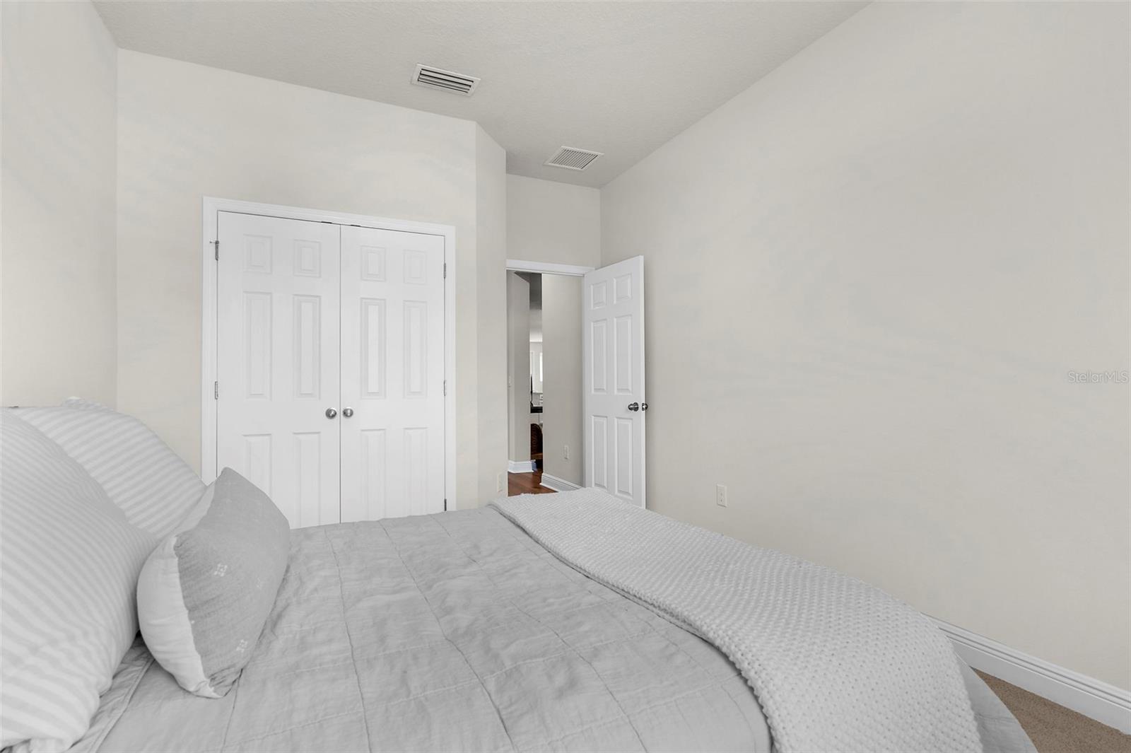 Image 17 of 43 For 8107 Trimbelle Terrace