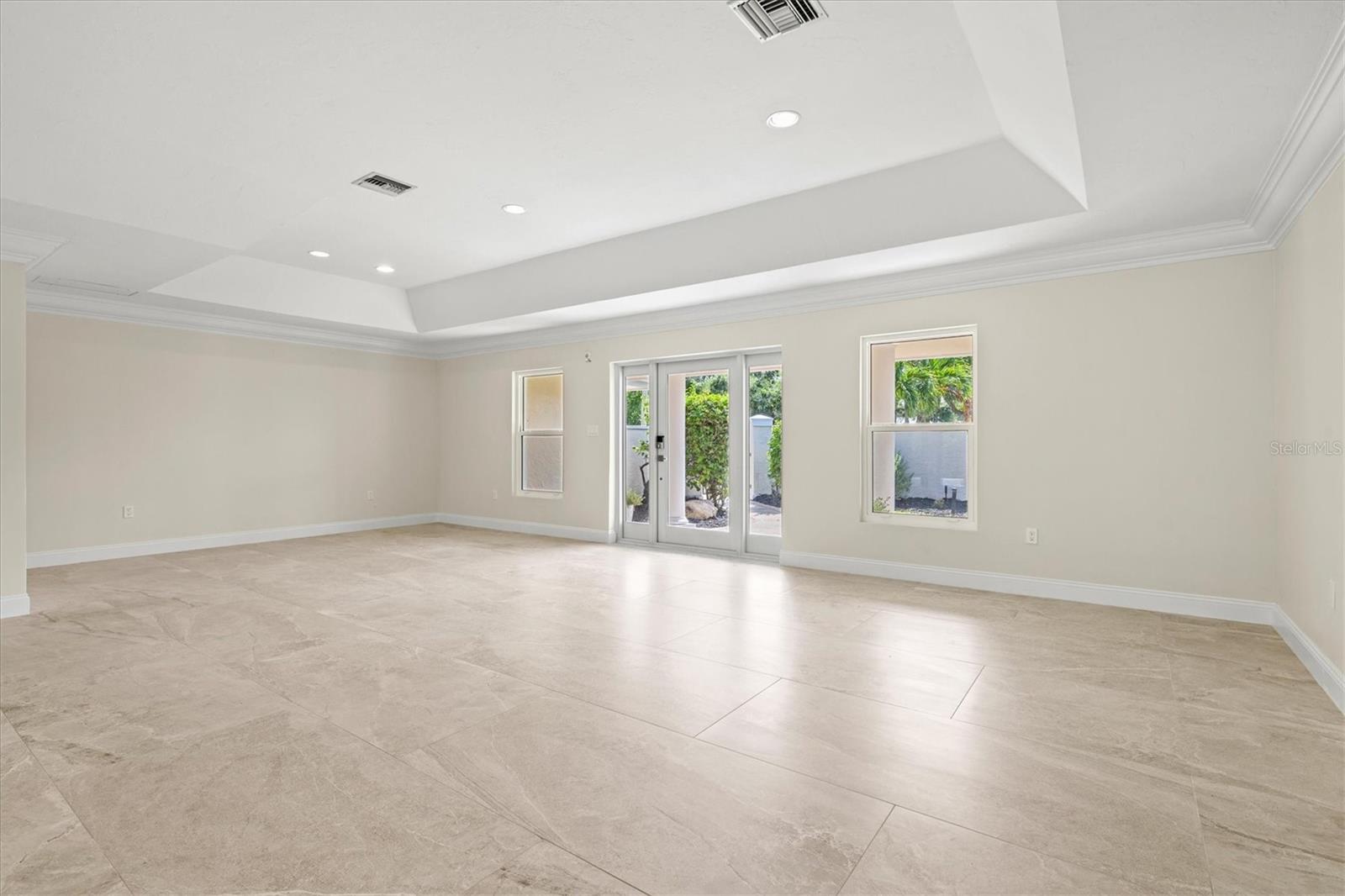 Image 10 of 100 For 5012 Higel Avenue