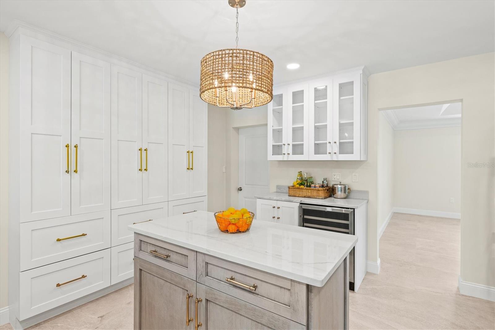 Image 22 of 100 For 5012 Higel Avenue