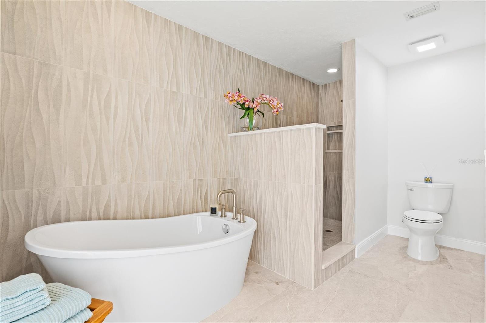 Image 34 of 100 For 5012 Higel Avenue