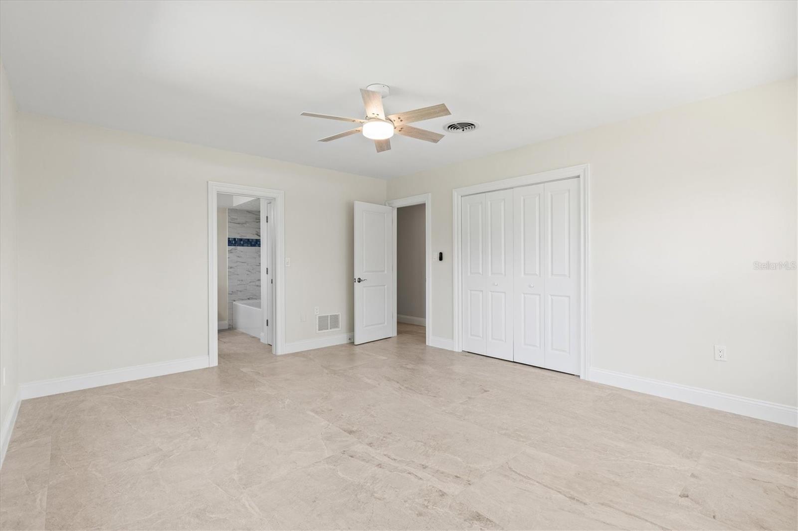 Image 39 of 100 For 5012 Higel Avenue
