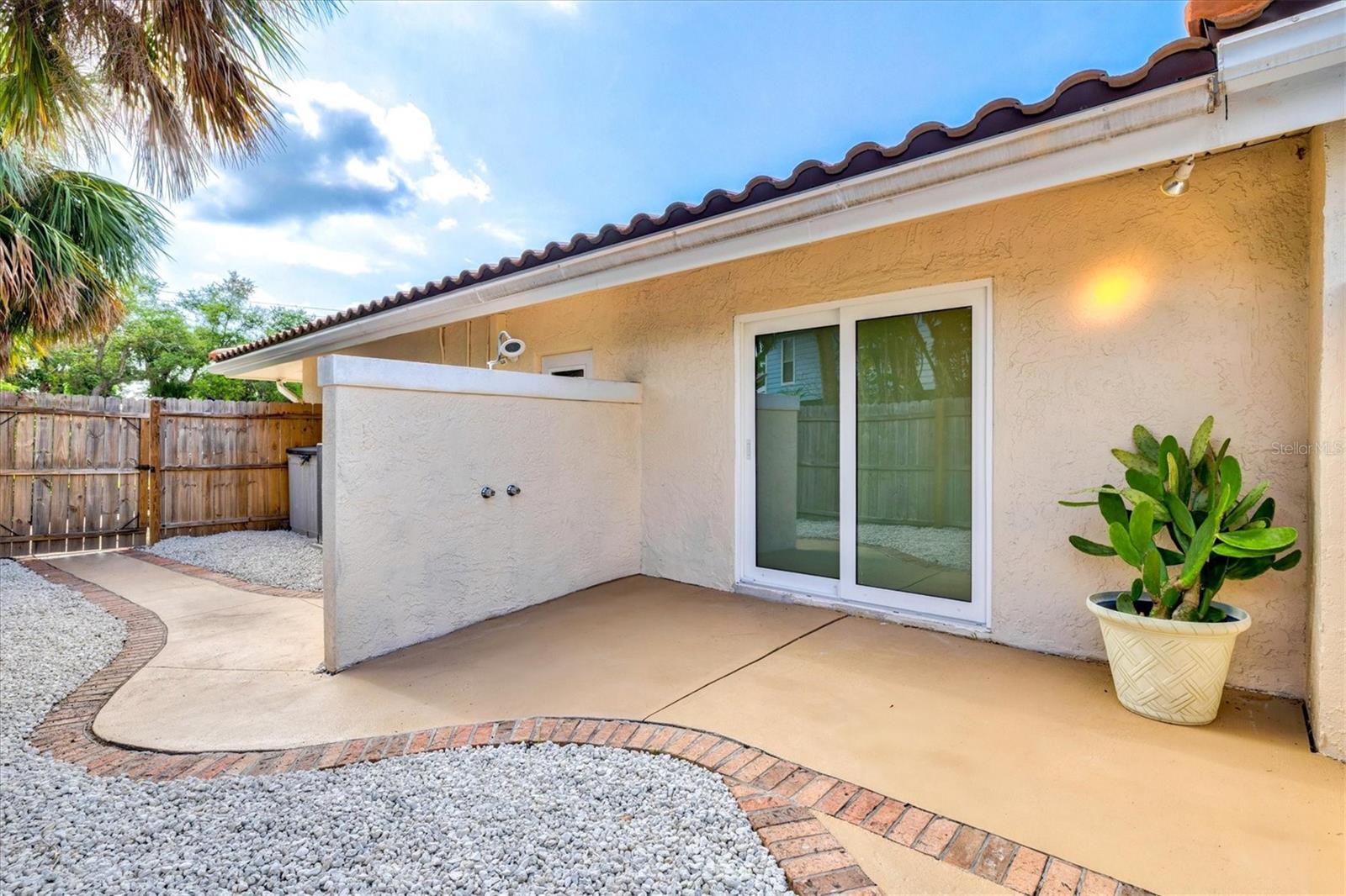 Image 62 of 100 For 5012 Higel Avenue
