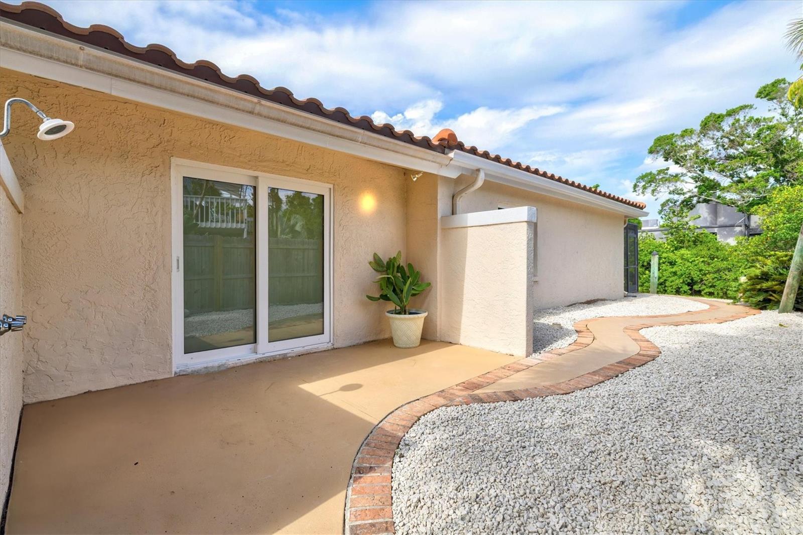 Image 63 of 100 For 5012 Higel Avenue