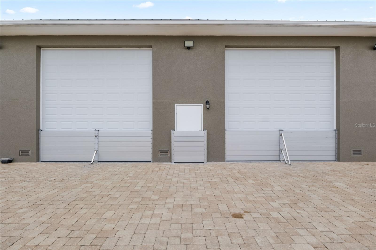 Image 14 of 65 For 24490 Yacht Club Boulevard