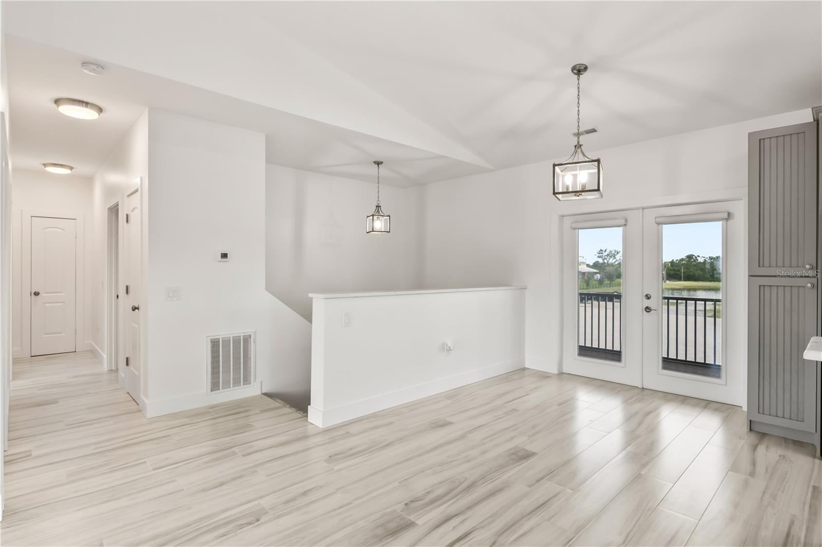 Image 16 of 65 For 24490 Yacht Club Boulevard