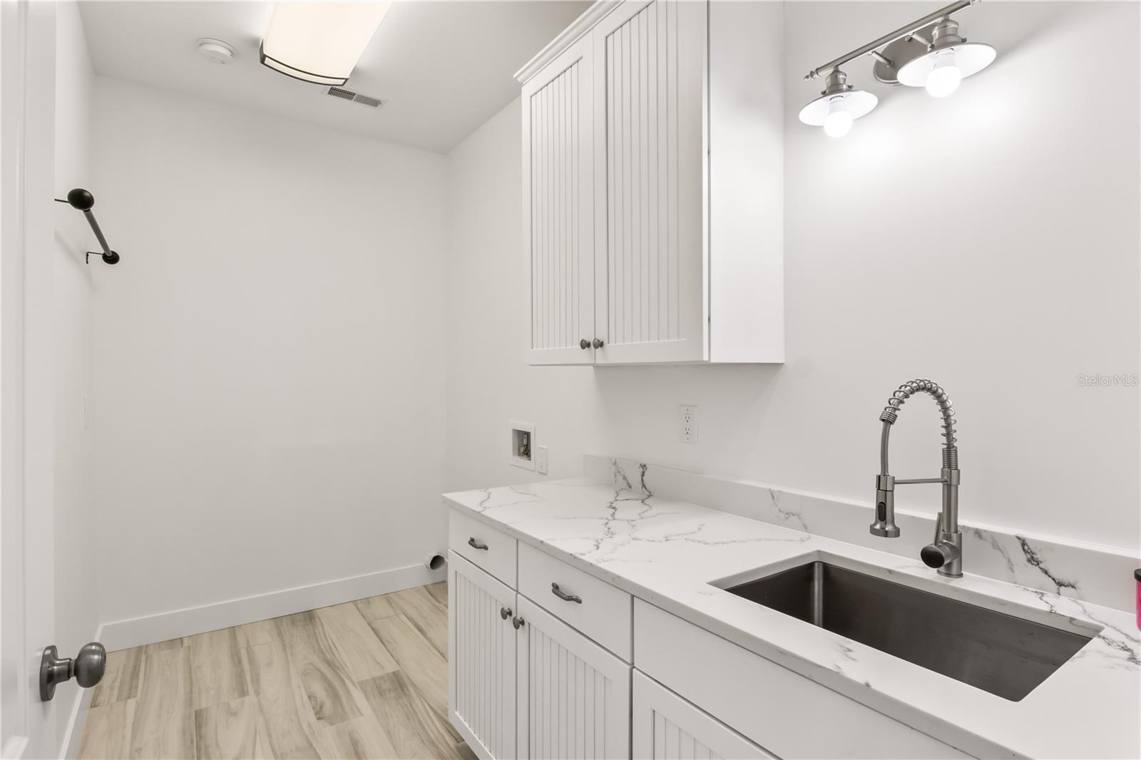 Image 34 of 65 For 24490 Yacht Club Boulevard