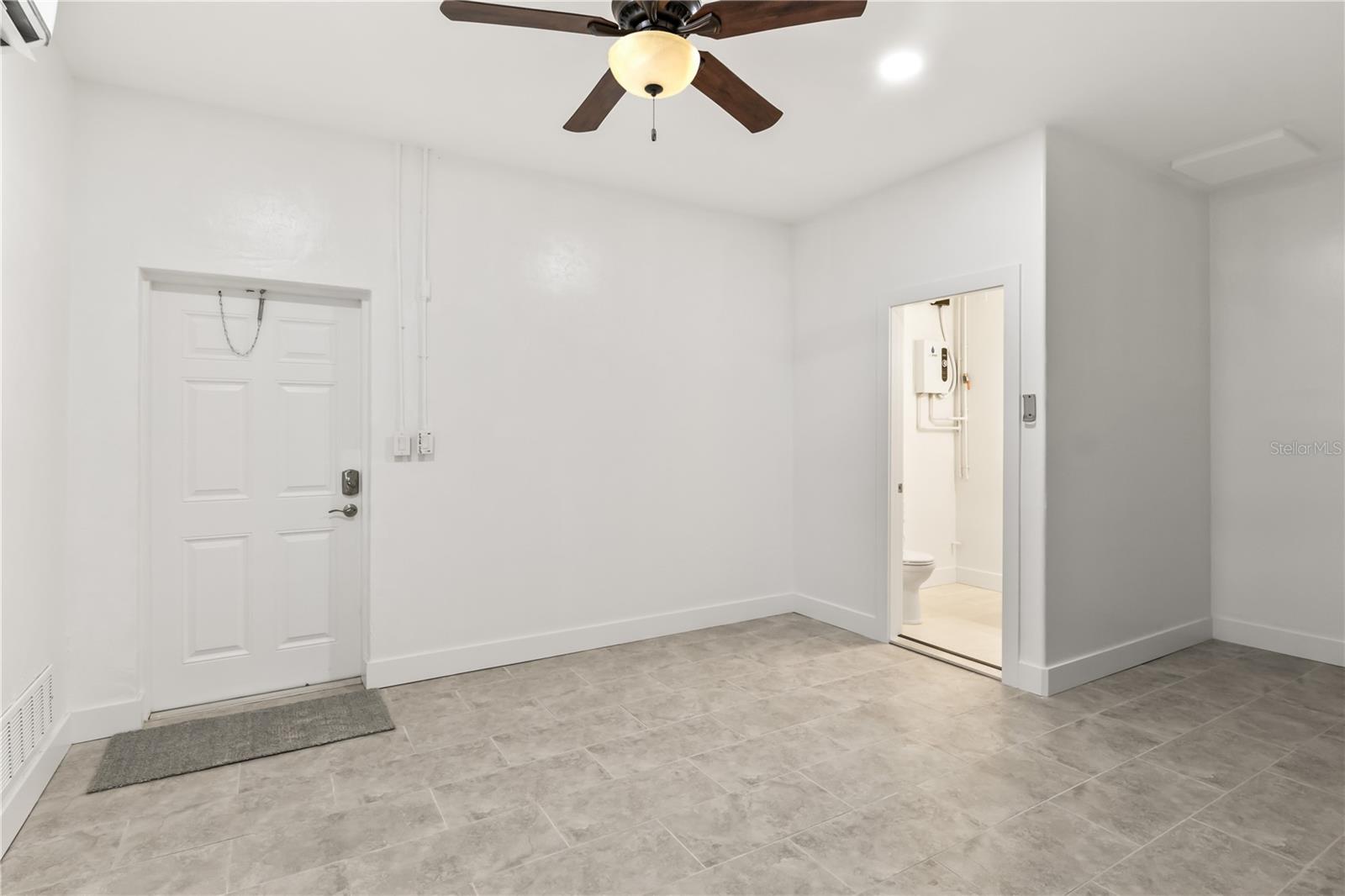 Image 36 of 65 For 24490 Yacht Club Boulevard