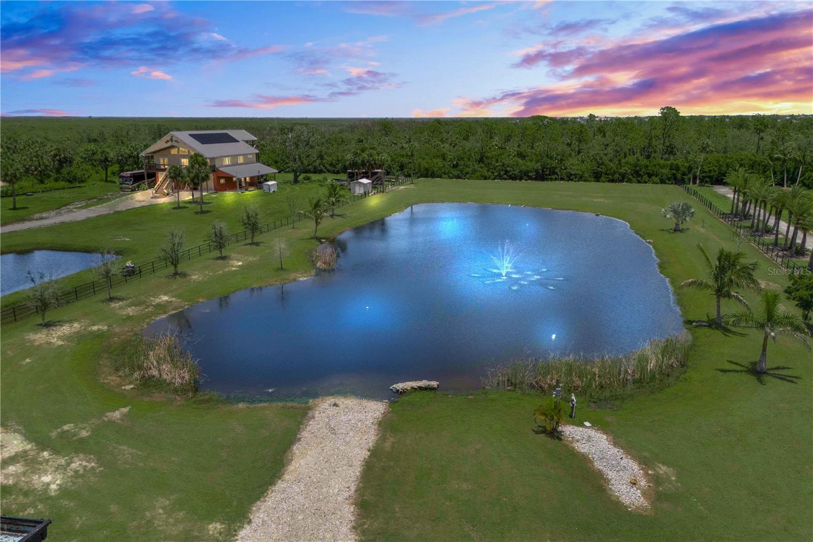 Image 4 of 65 For 24490 Yacht Club Boulevard