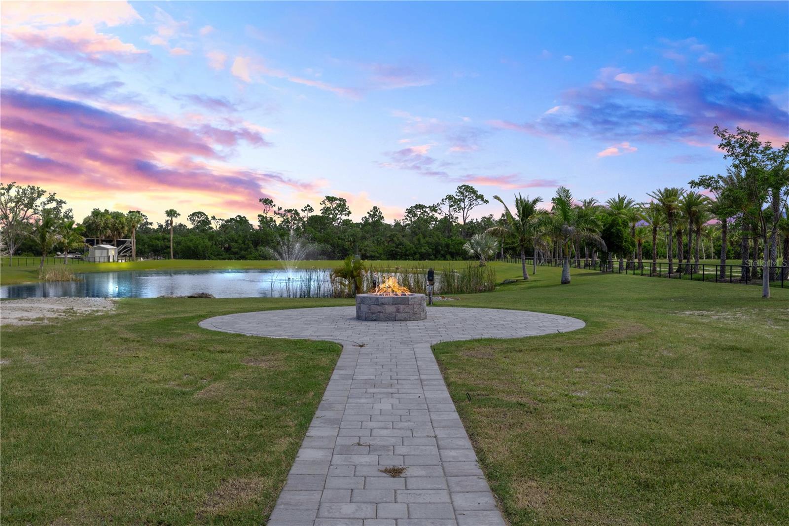 Image 9 of 65 For 24490 Yacht Club Boulevard