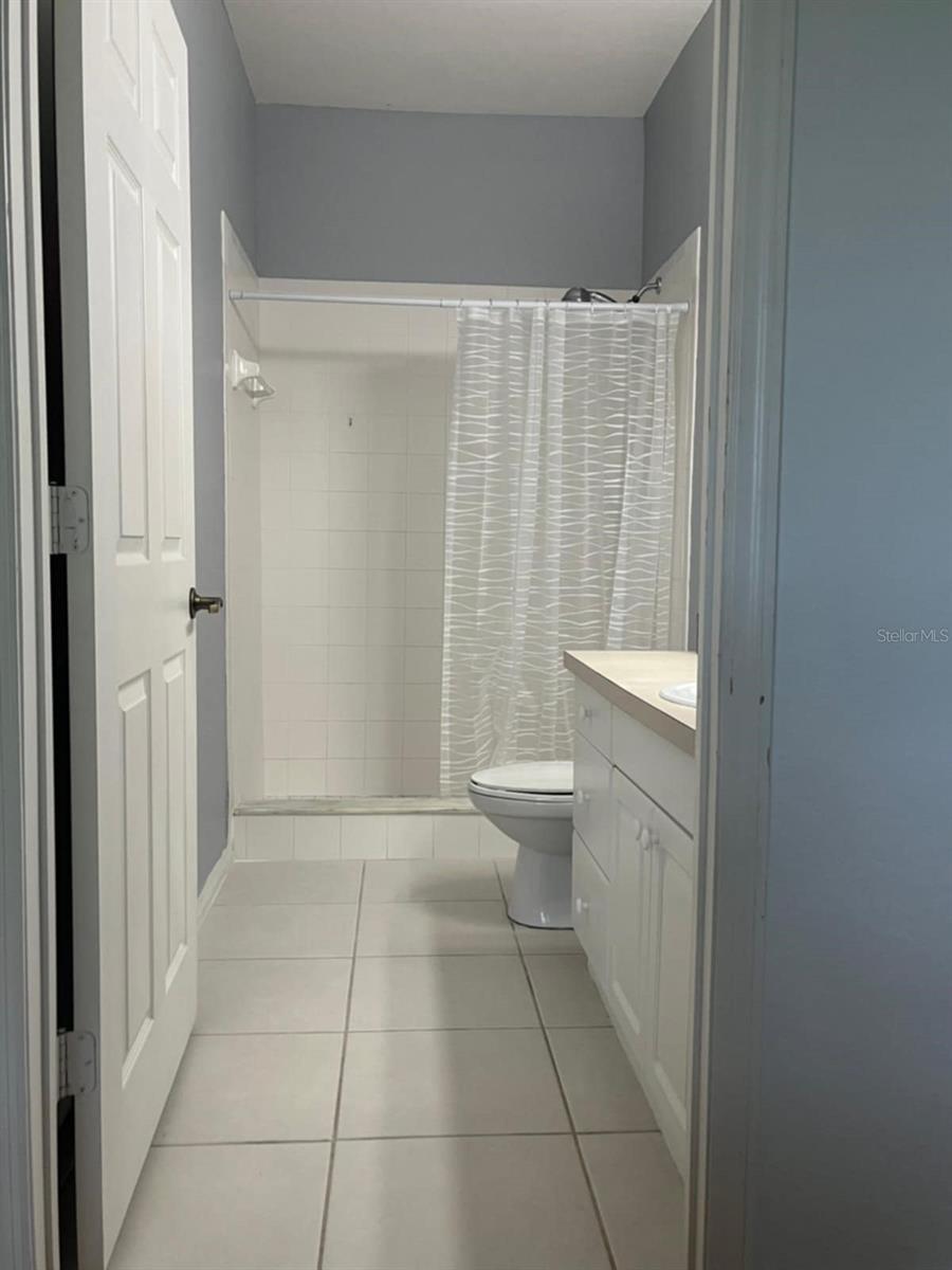 Image 11 of 20 For 3962 Mediterranea Circle 423