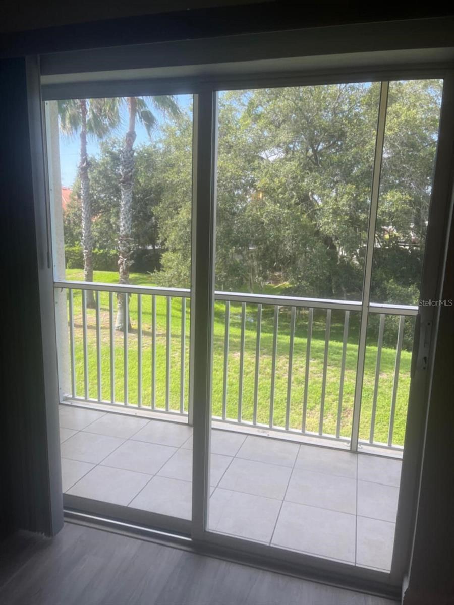 Image 12 of 20 For 3962 Mediterranea Circle 423