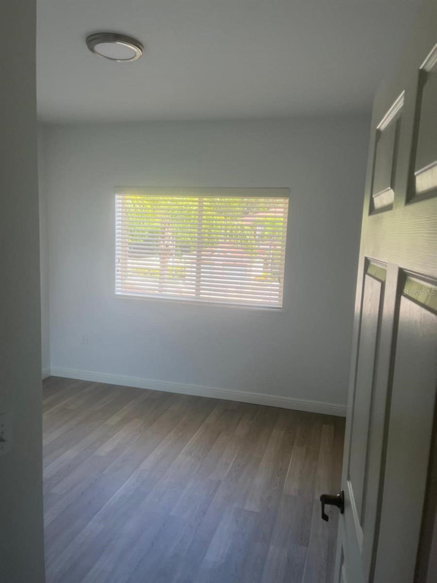 Image 14 of 20 For 3962 Mediterranea Circle 423