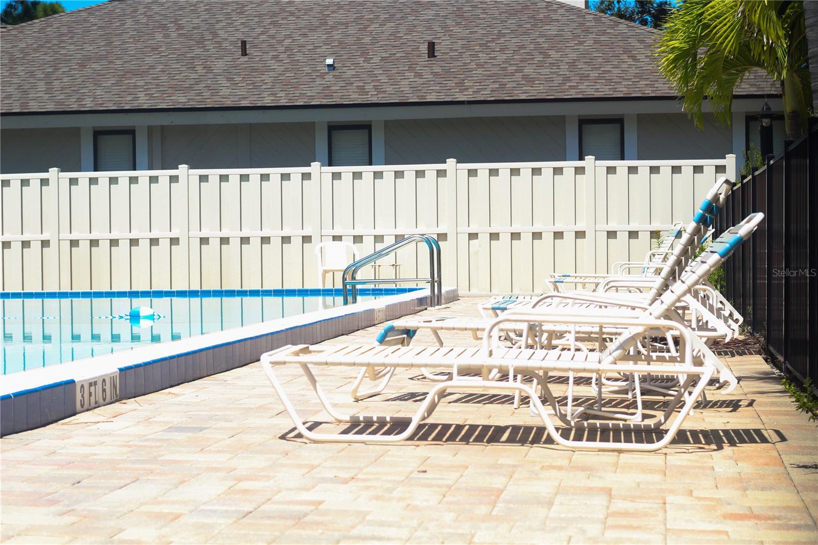 Image 31 of 32 For 7922 Pinegrove Court 15