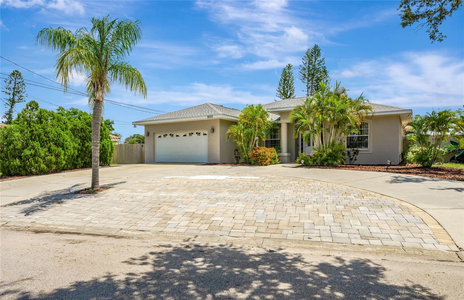 Details for 8223 Constance Drive, SARASOTA, FL 34243