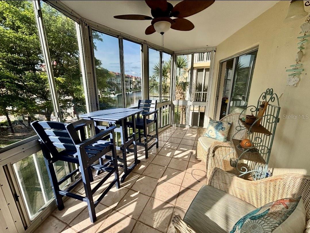 Image 7 of 37 For 1215 Portofino Drive 202