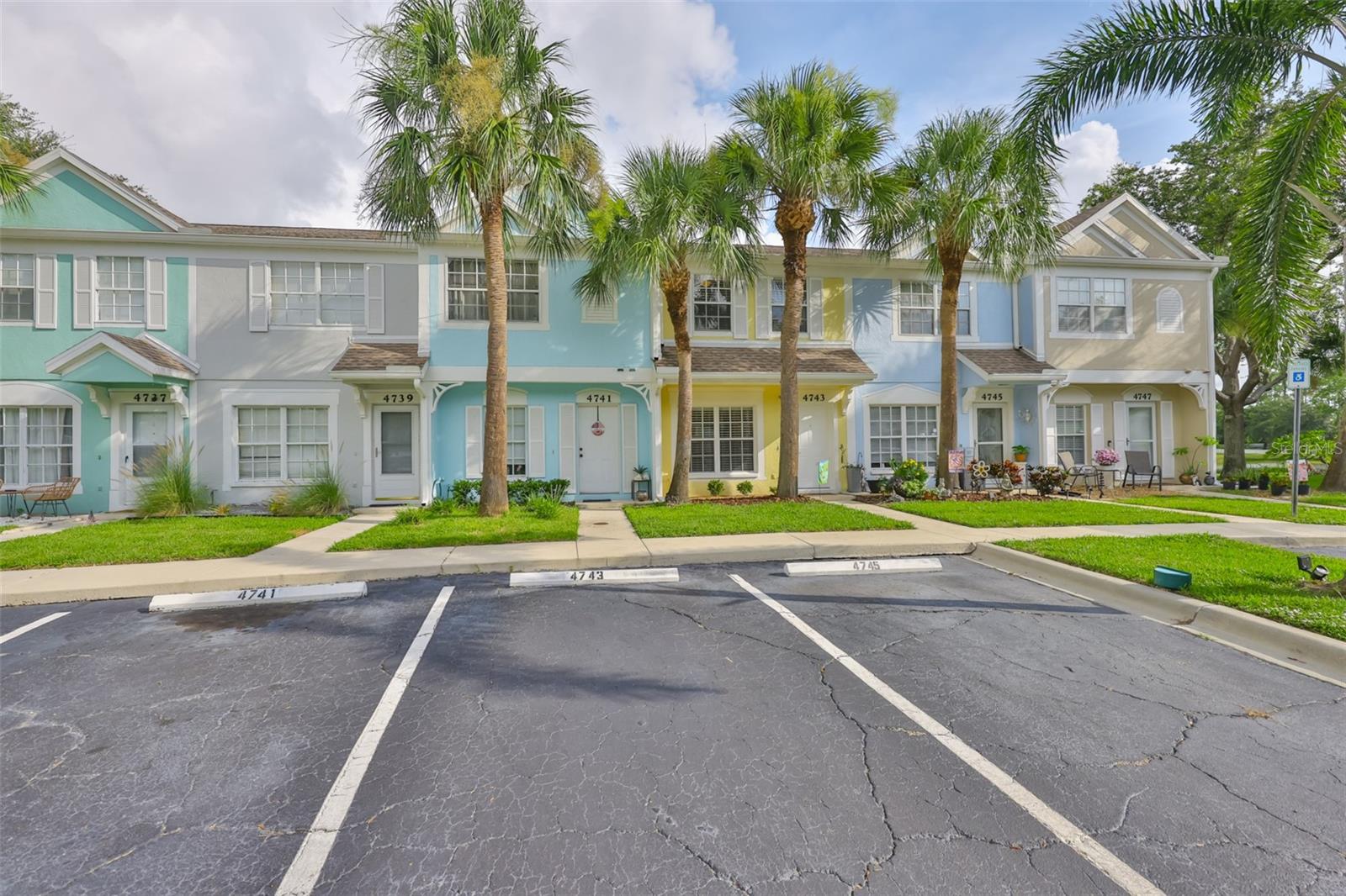 Image 5 of 41 For 4743 Sabal Key Drive