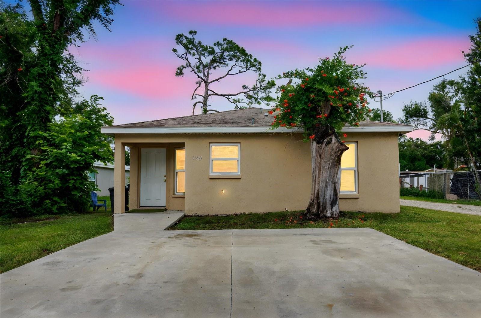 Details for 5723 5th Street E, BRADENTON, FL 34203