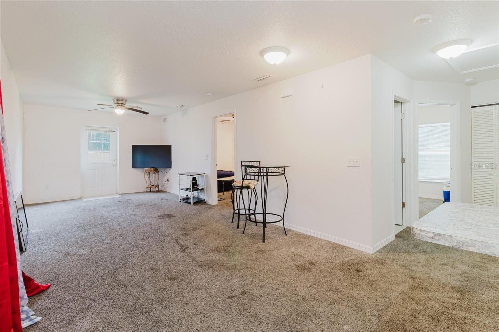 Image 14 of 37 For 5723 5th Street E