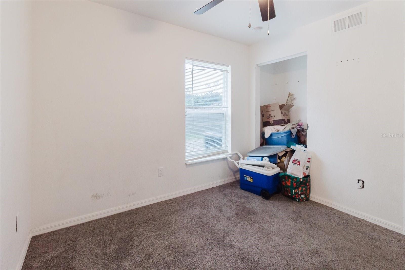 Image 26 of 37 For 5723 5th Street E