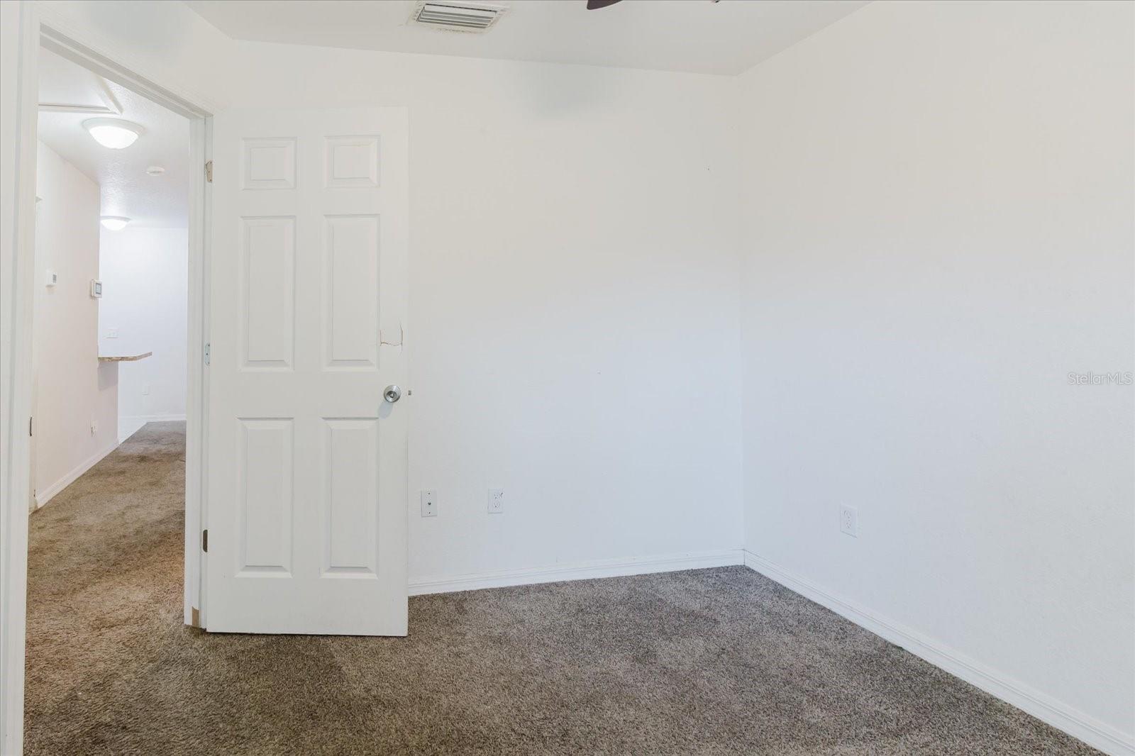 Image 27 of 37 For 5723 5th Street E