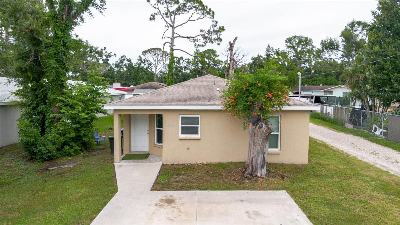 Image 3 of 37 For 5723 5th Street E