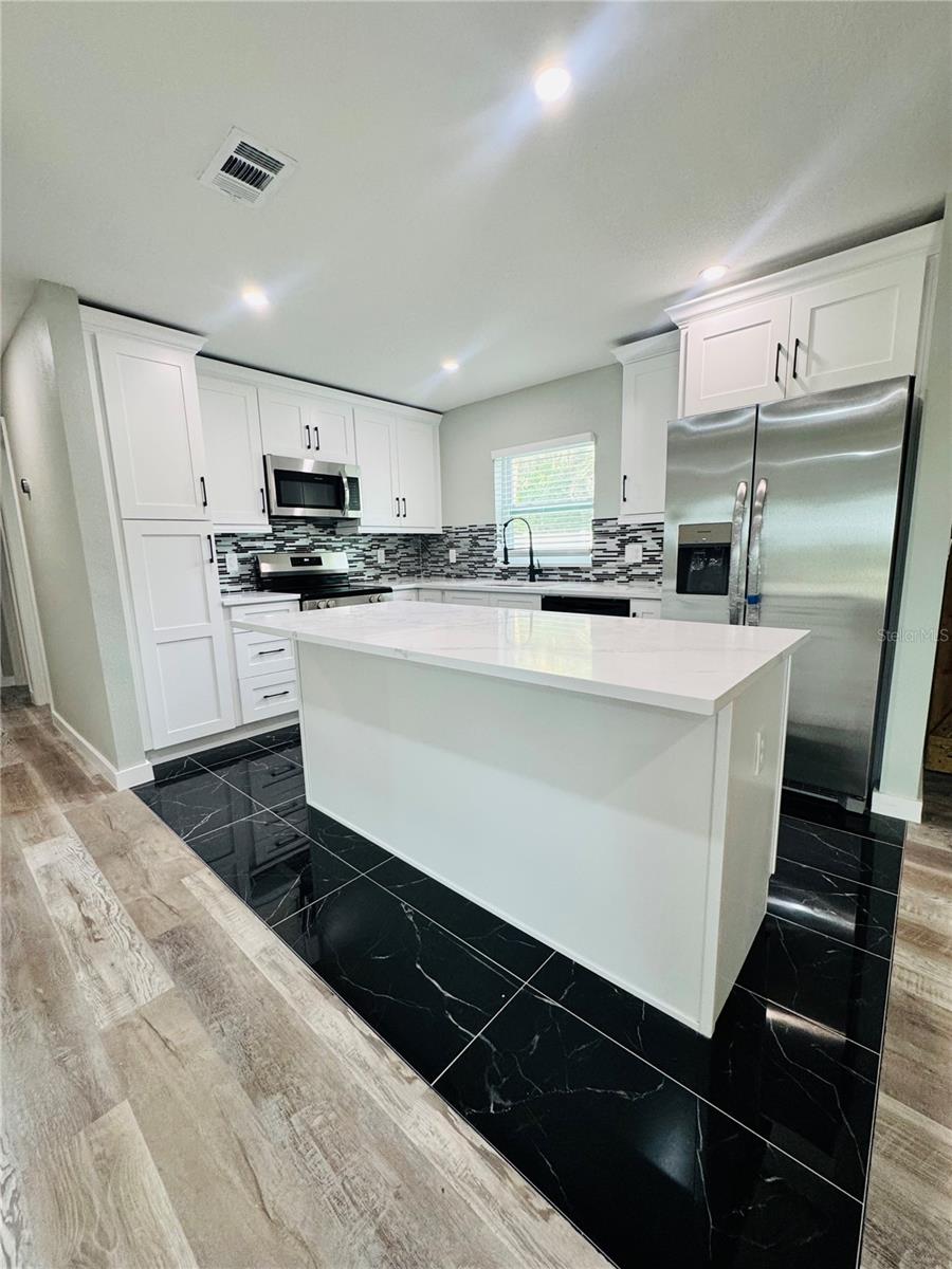 Image 2 of 20 For 7013 Symmes Road
