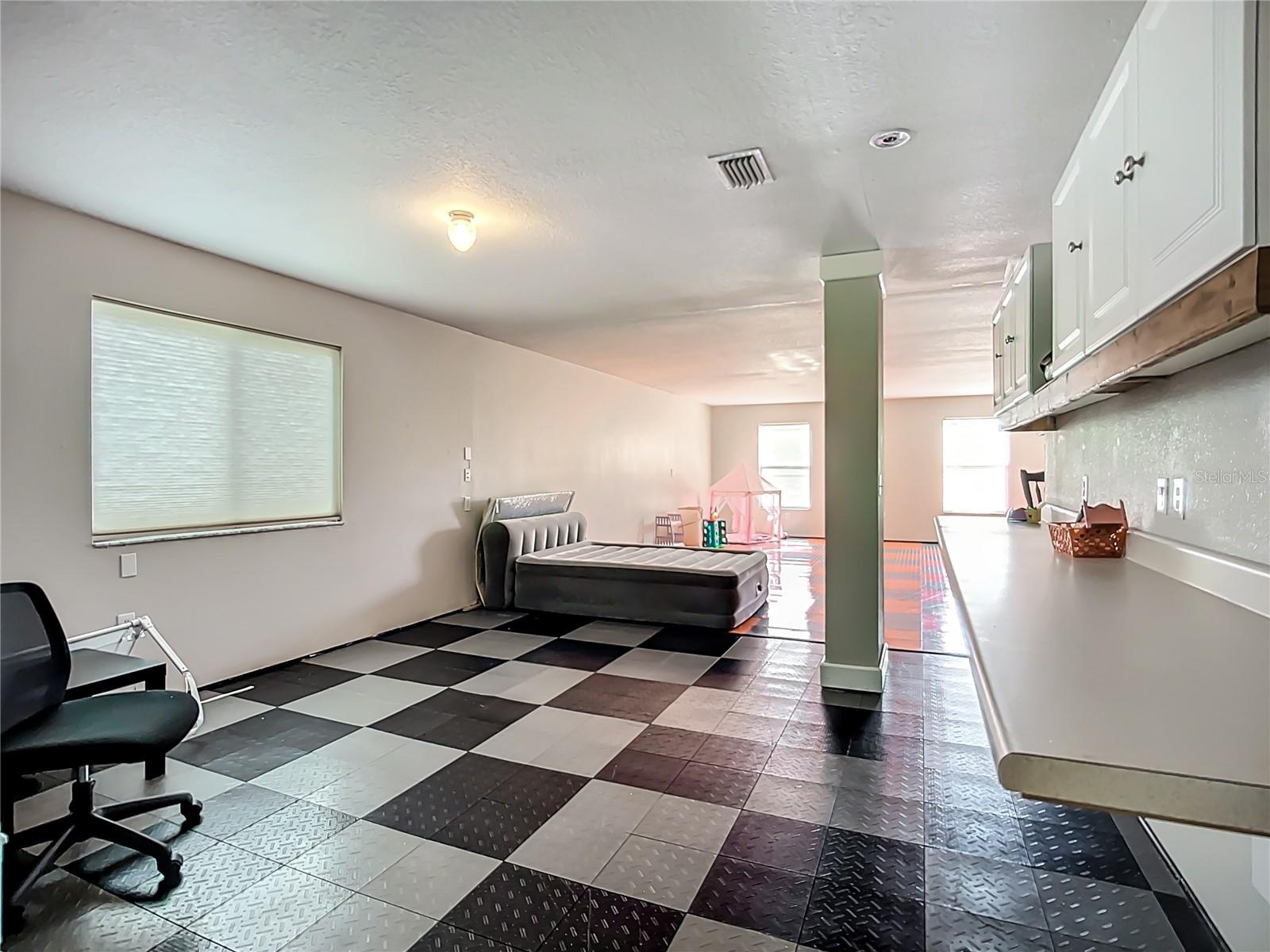 Image 36 of 49 For 11014 Sailbrooke Drive