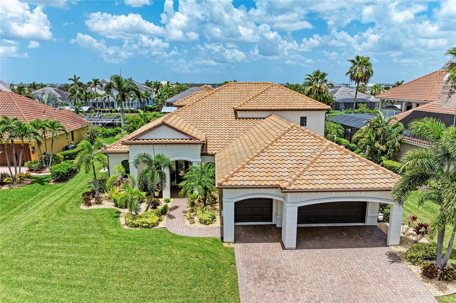 Details for 544 Fore Drive, BRADENTON, FL 34208