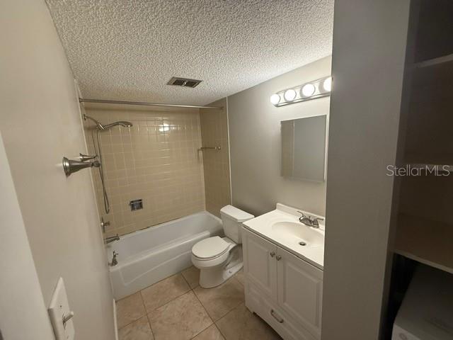 Image 14 of 24 For 2763 Woodgate Lane 111