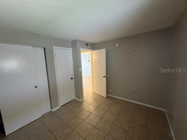 Image 16 of 24 For 2763 Woodgate Lane 111