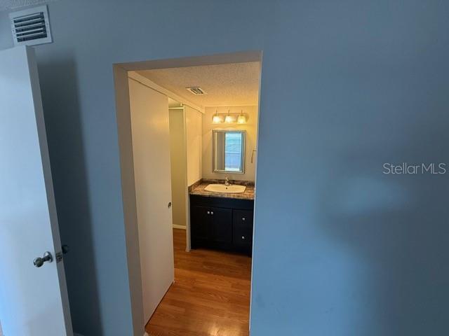 Image 6 of 24 For 2763 Woodgate Lane 111
