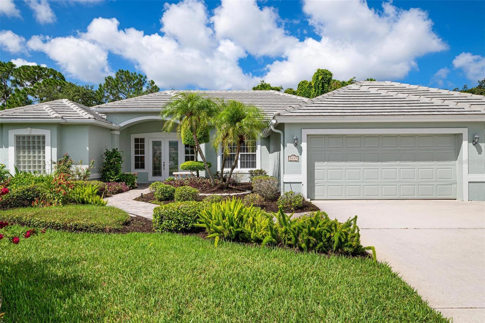 Image 15 of 21 For 5249 Far Oak Circle
