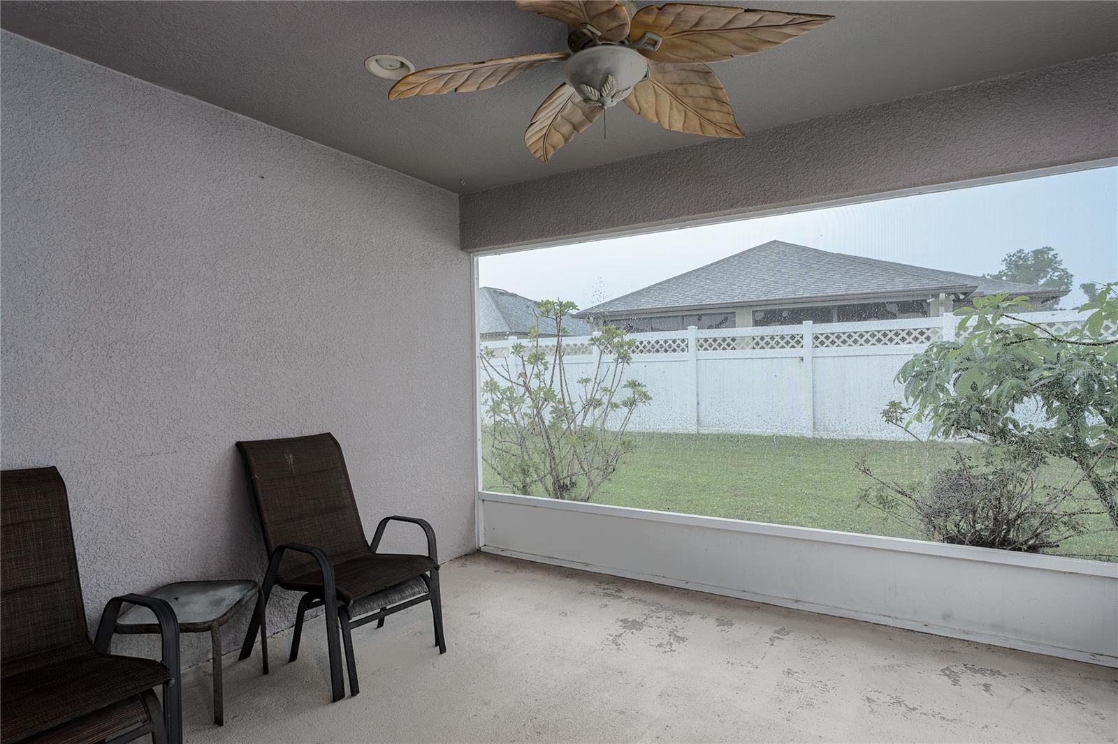 Image 23 of 32 For 2223 11th Avenue E