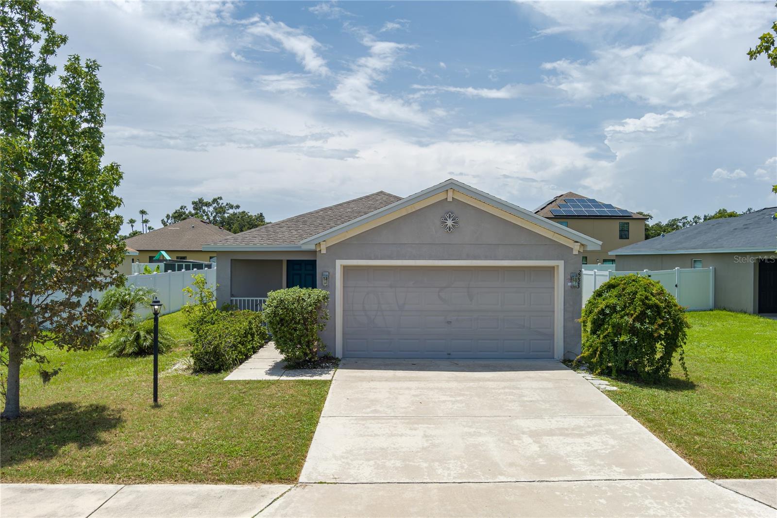 Image 25 of 32 For 2223 11th Avenue E