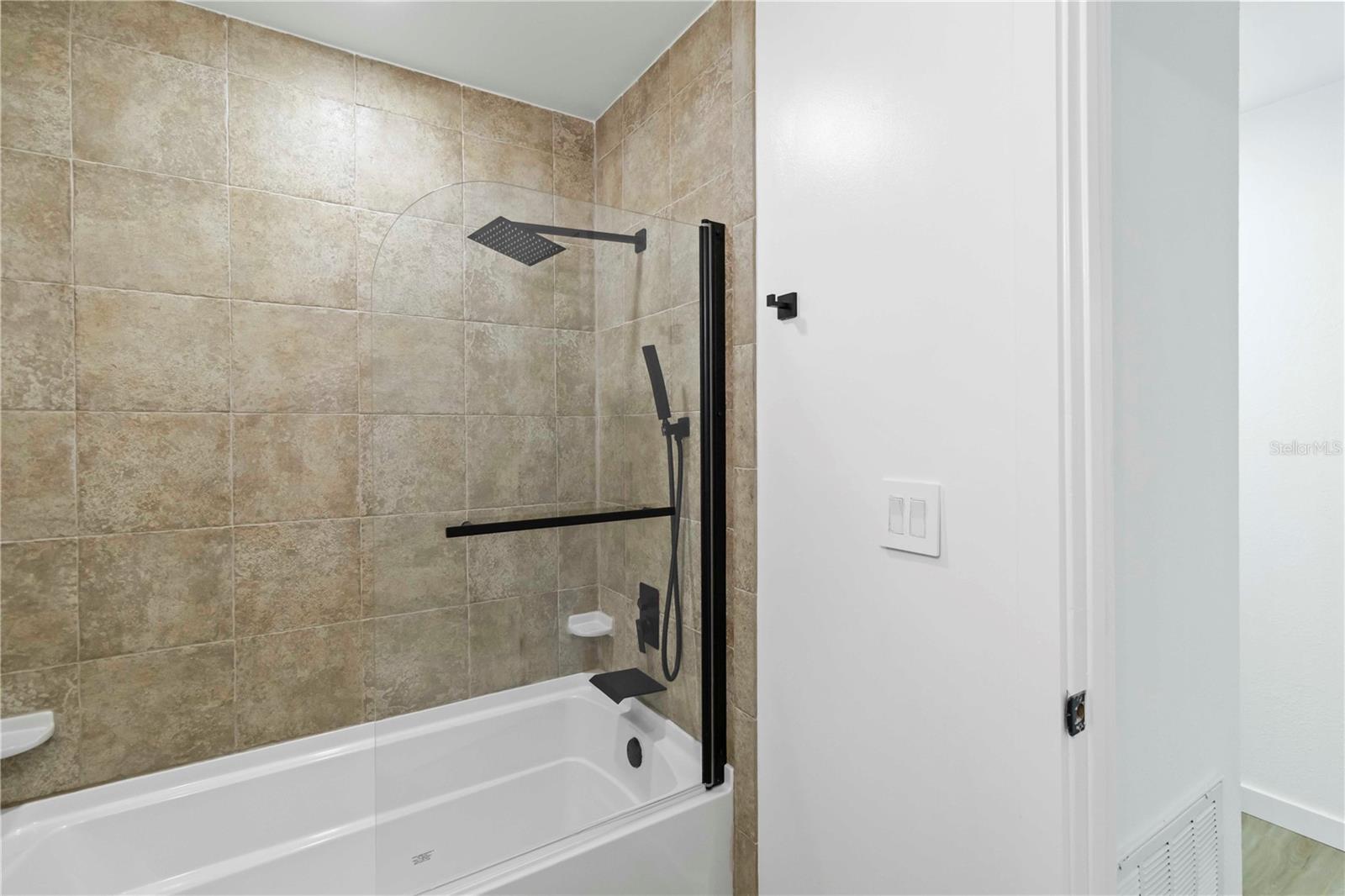 Image 20 of 65 For 18053 Ohara Drive