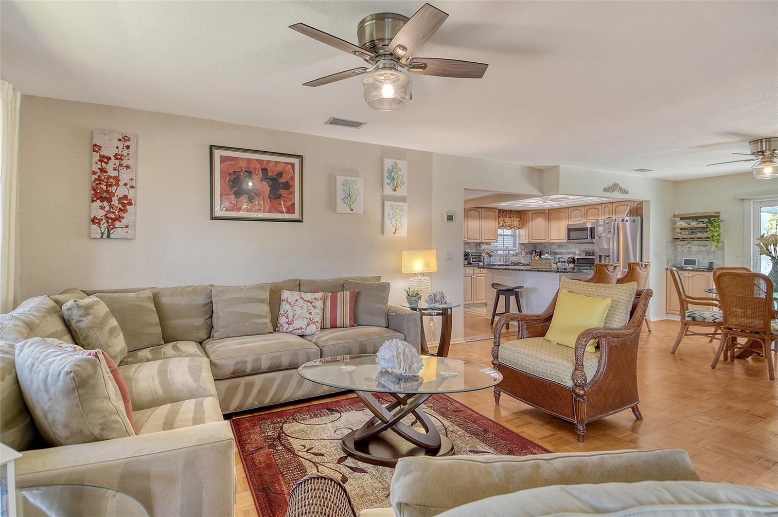 Image 13 of 90 For 2308 Waterbluff Place V304