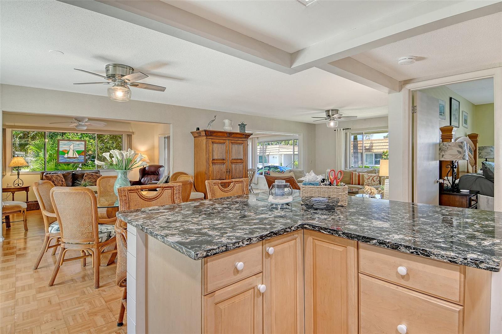 Image 24 of 90 For 2308 Waterbluff Place V304