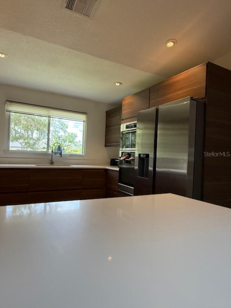 Image 7 of 18 For 1846 Barker Drive