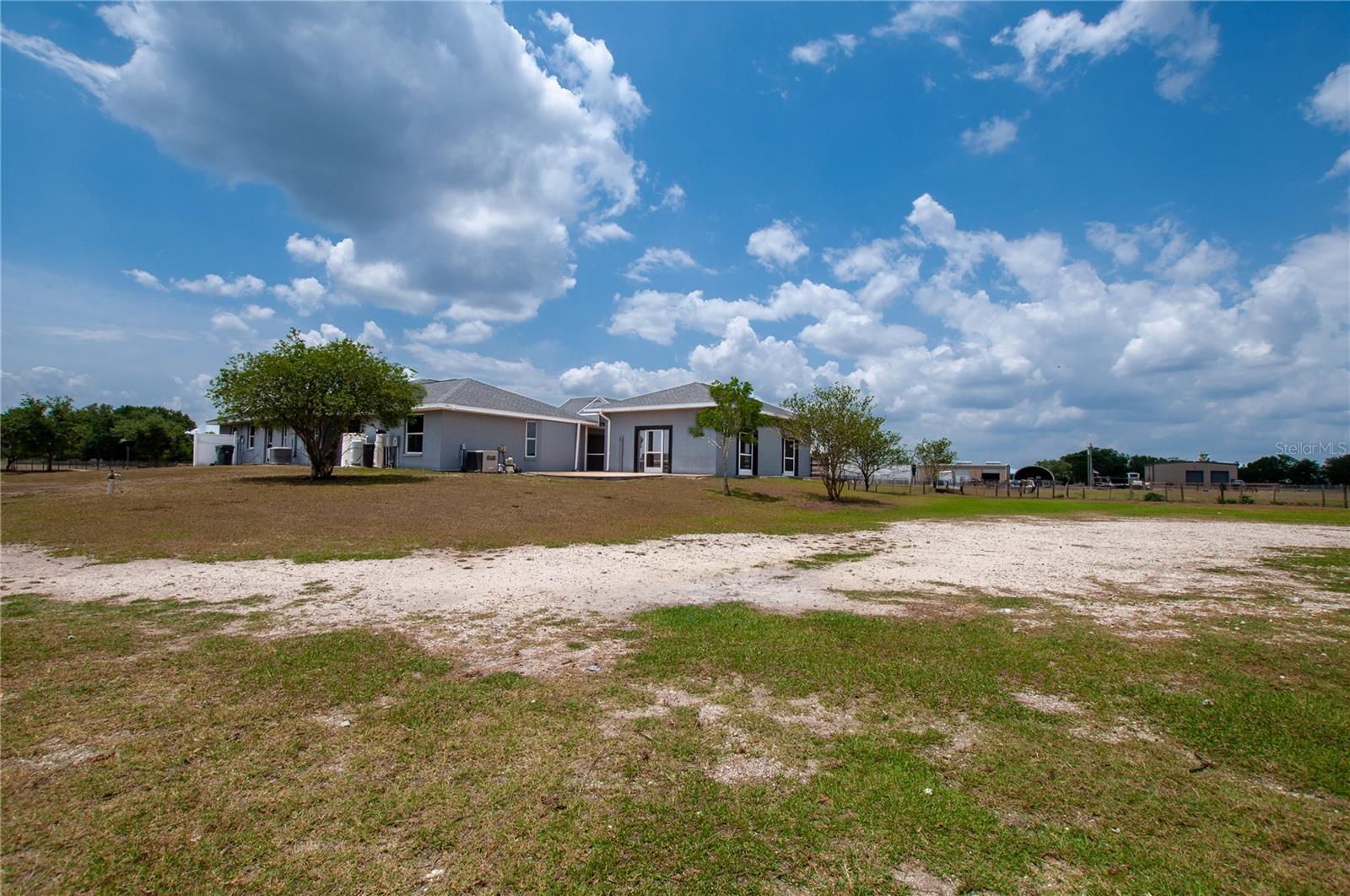 Image 11 of 90 For 2288 Brownville Street