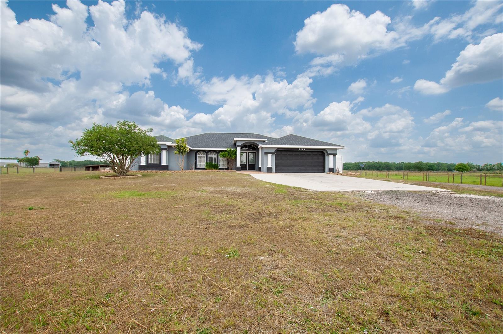 Image 16 of 90 For 2288 Brownville Street