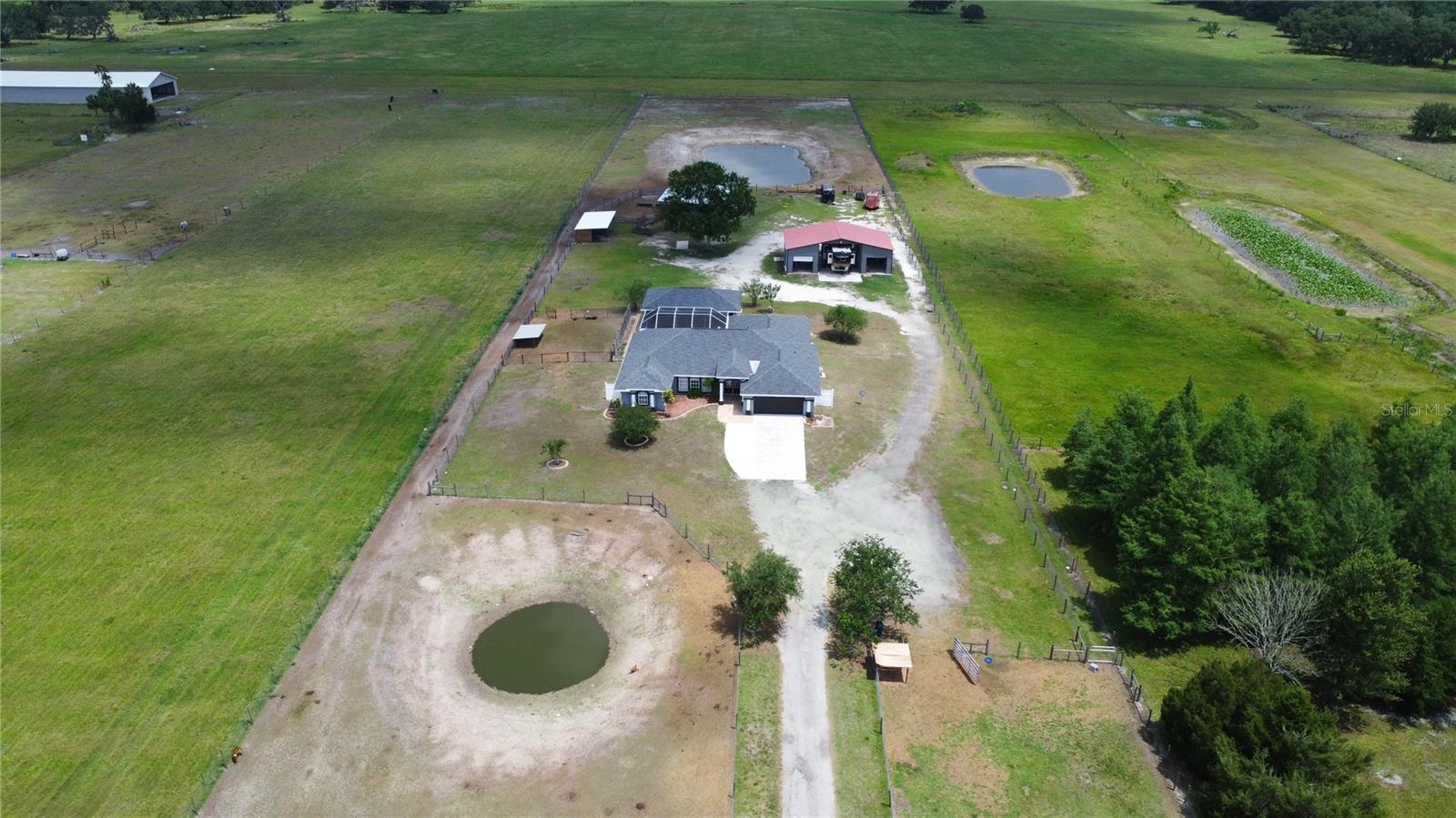 Image 4 of 90 For 2288 Brownville Street