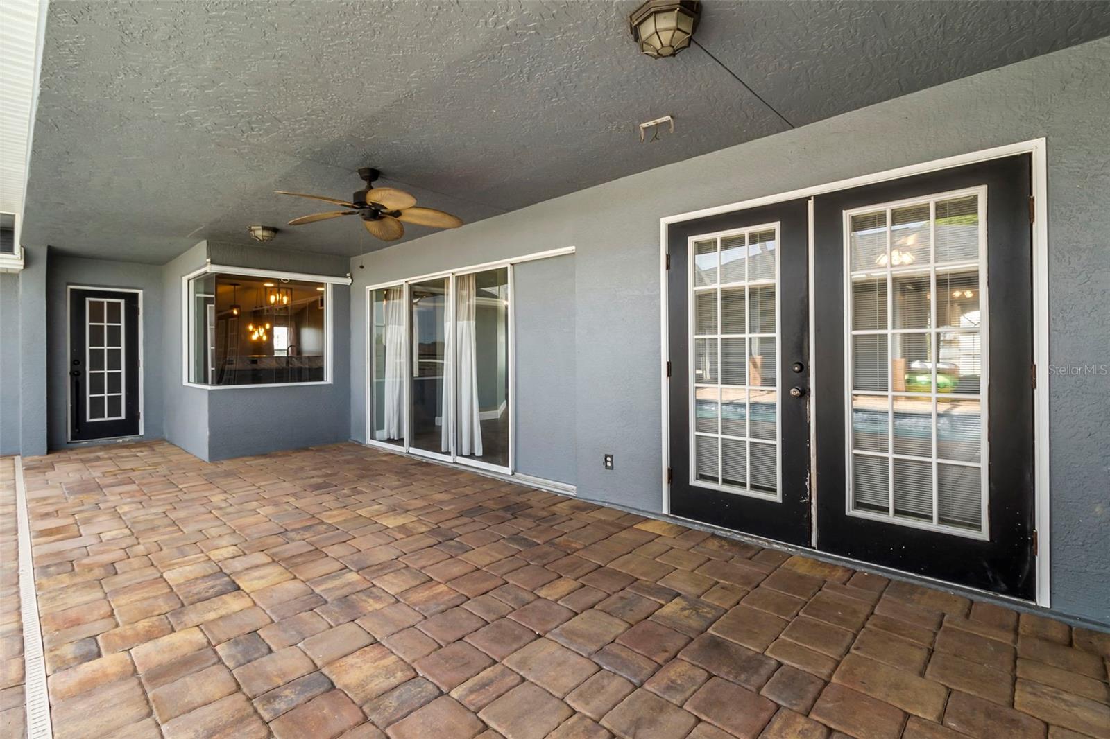 Image 75 of 90 For 2288 Brownville Street