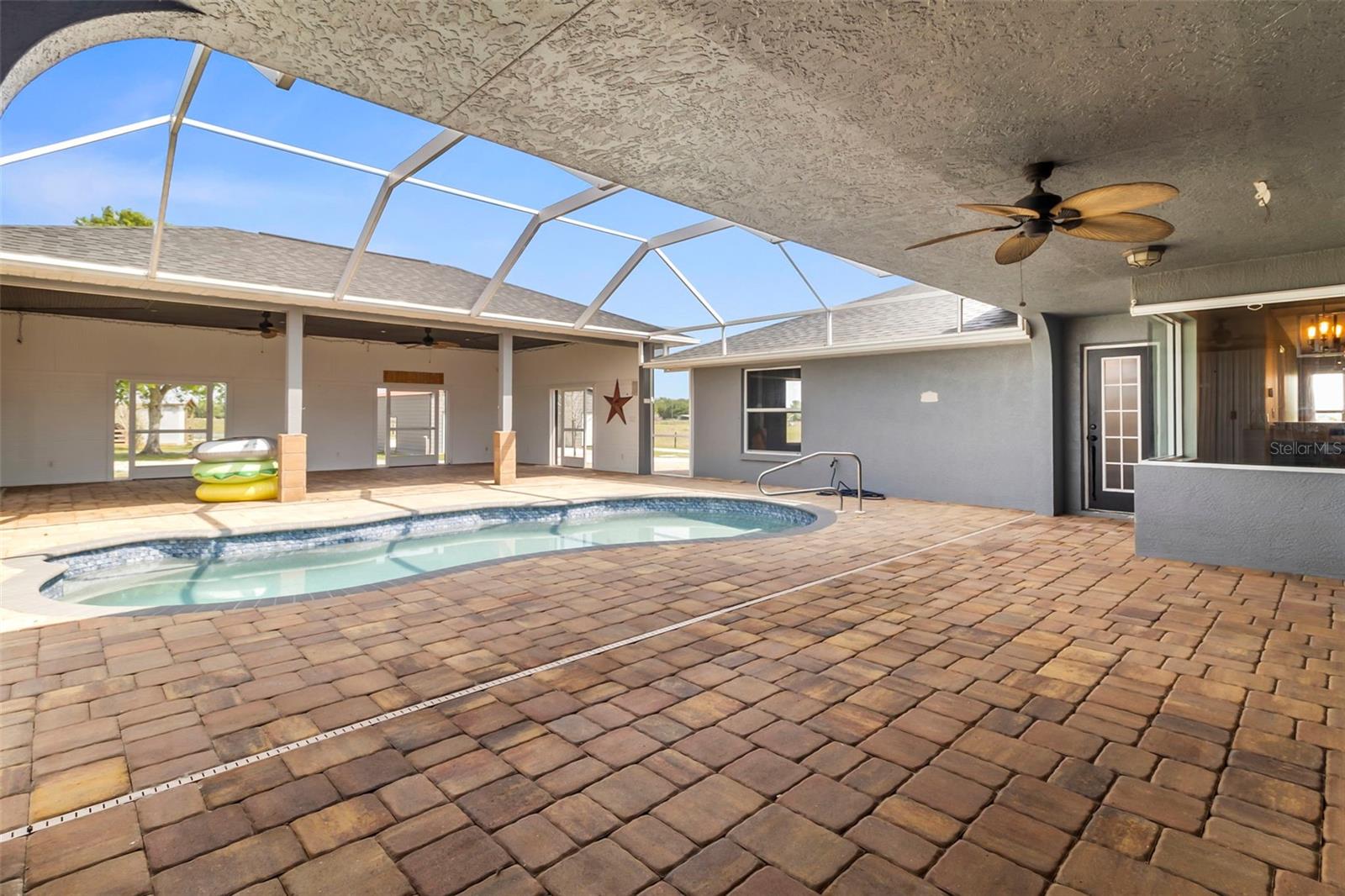 Image 76 of 90 For 2288 Brownville Street