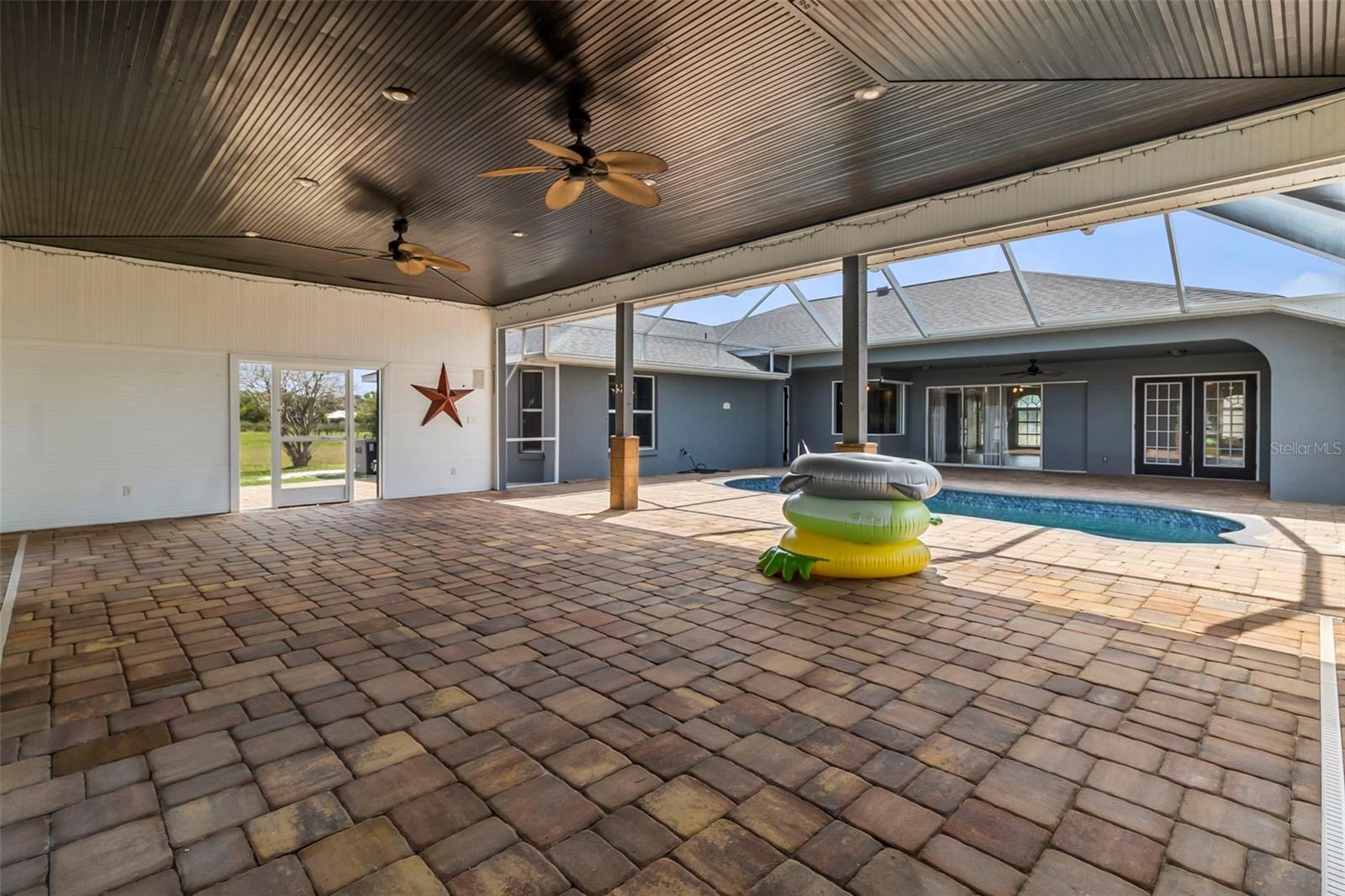 Image 84 of 90 For 2288 Brownville Street